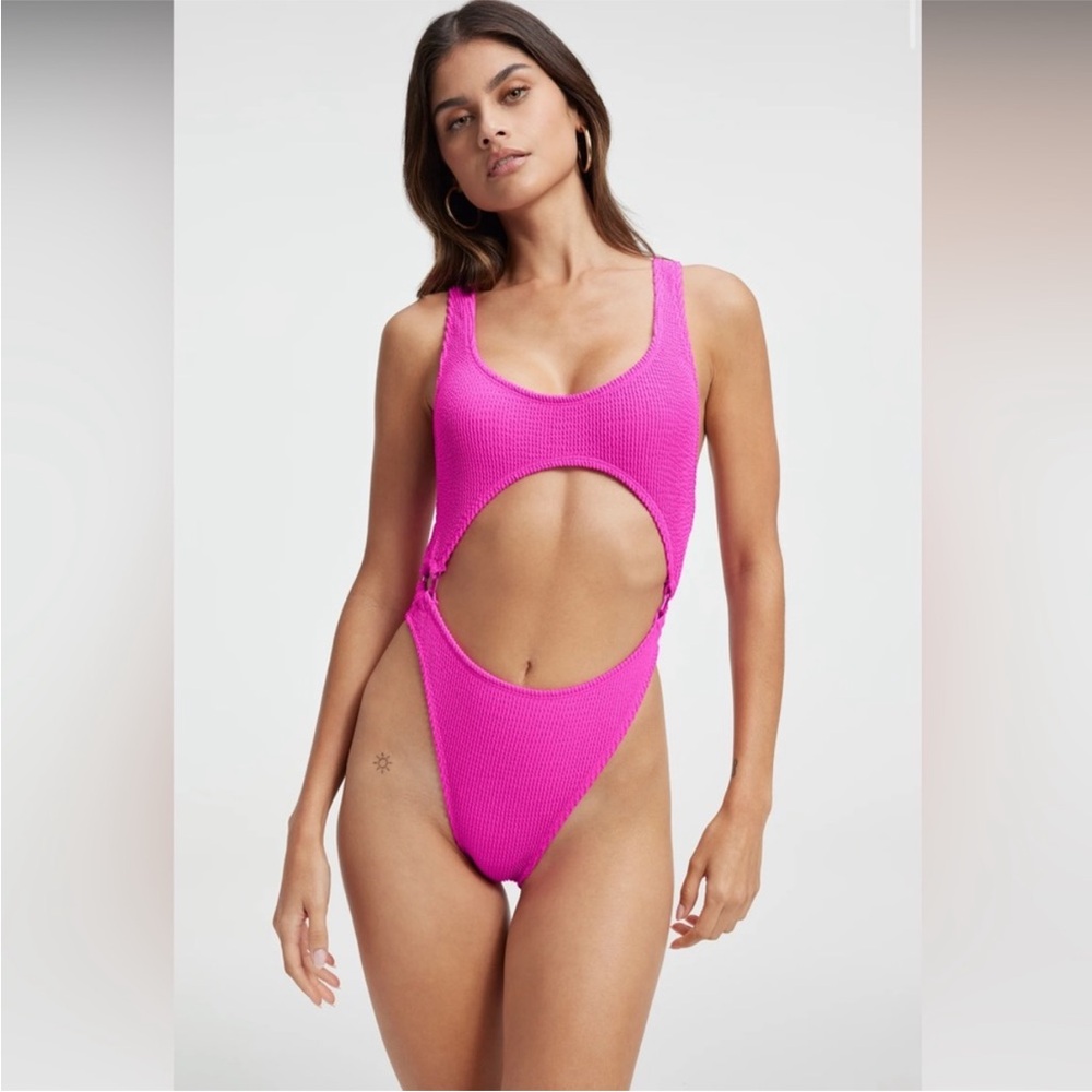 Good American Hawaiian pink monokini